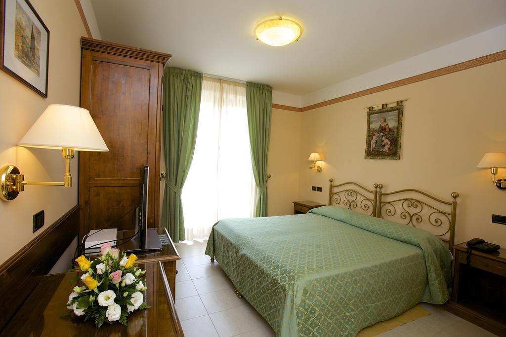 Campiglione Hotel Assisi Cameră foto