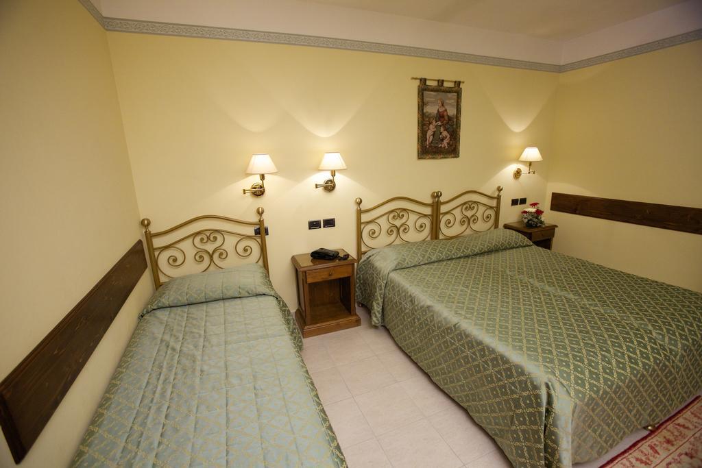 Campiglione Hotel Assisi Cameră foto